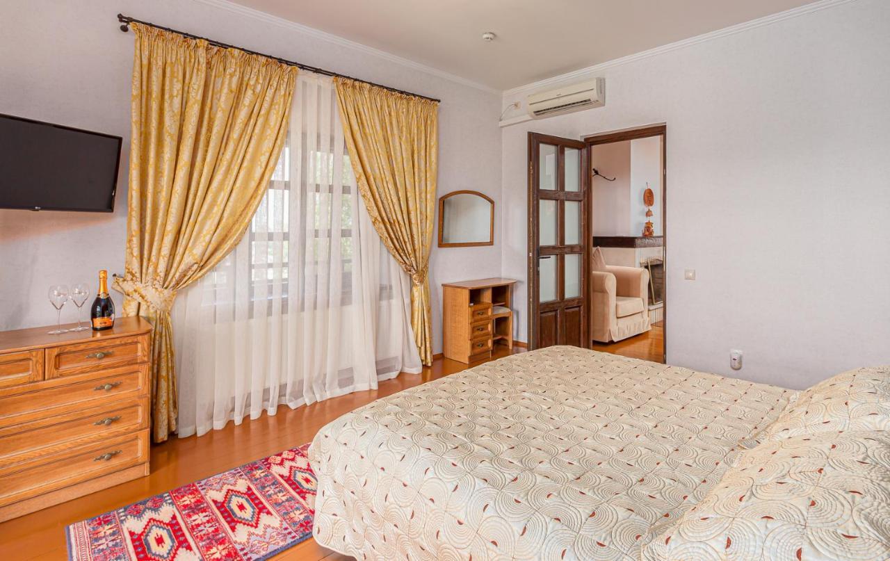 Chateau Vartely ออร์เฮ ภายนอก รูปภาพ