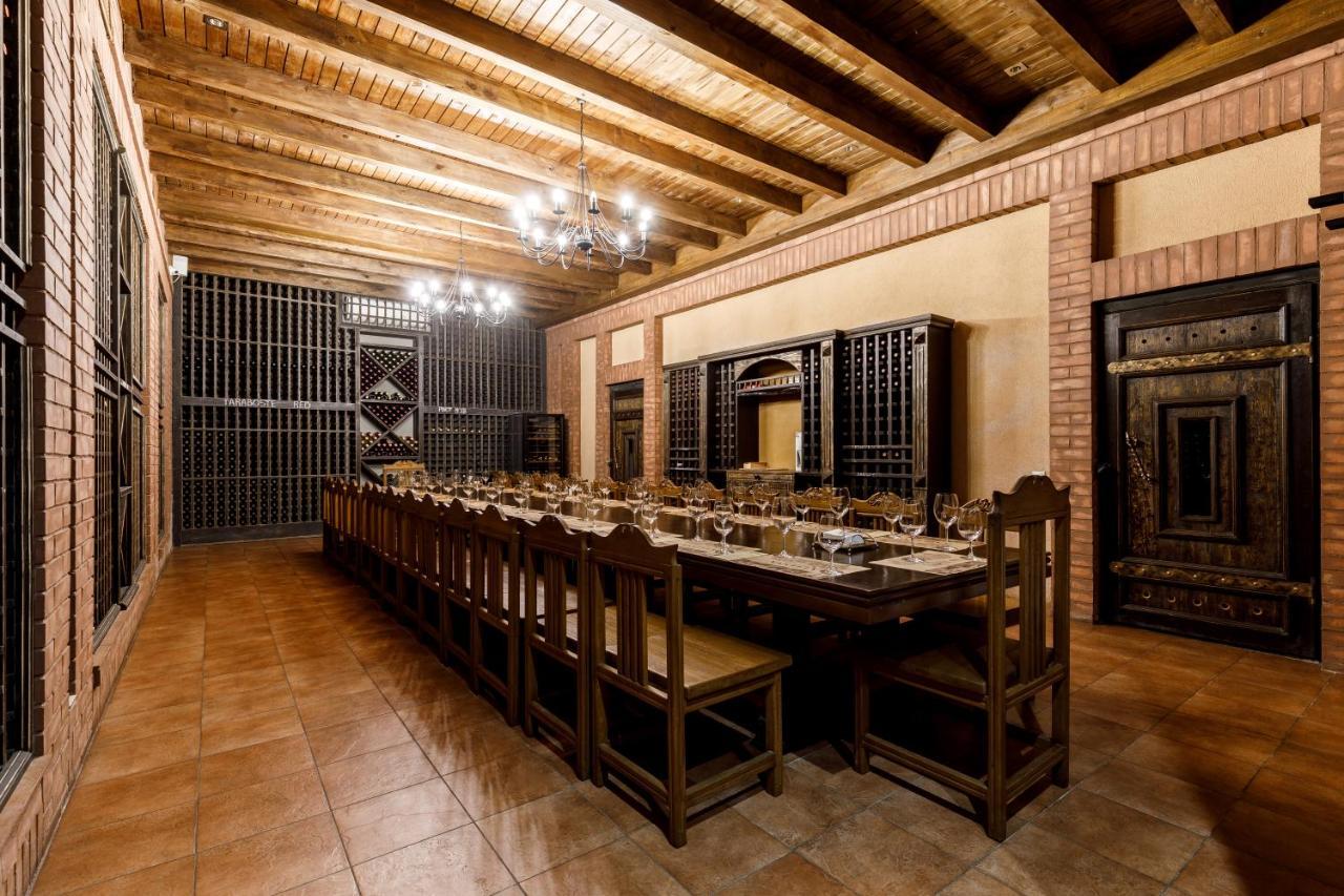 Chateau Vartely ออร์เฮ ภายนอก รูปภาพ