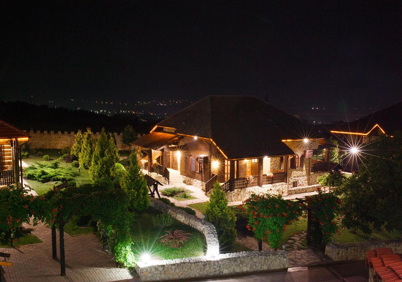 Chateau Vartely ออร์เฮ ภายนอก รูปภาพ